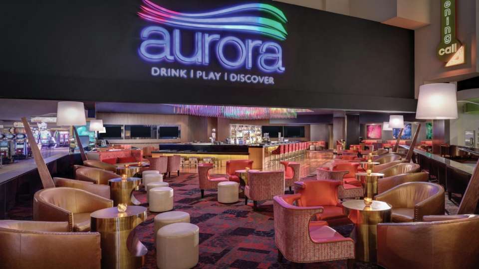 Luxor Hotel And Casino Aurora Bar