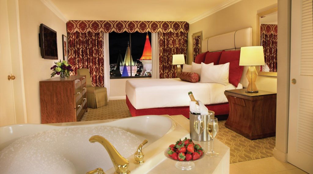 Excalibur Las Vegas Hotel, Standard Rooms