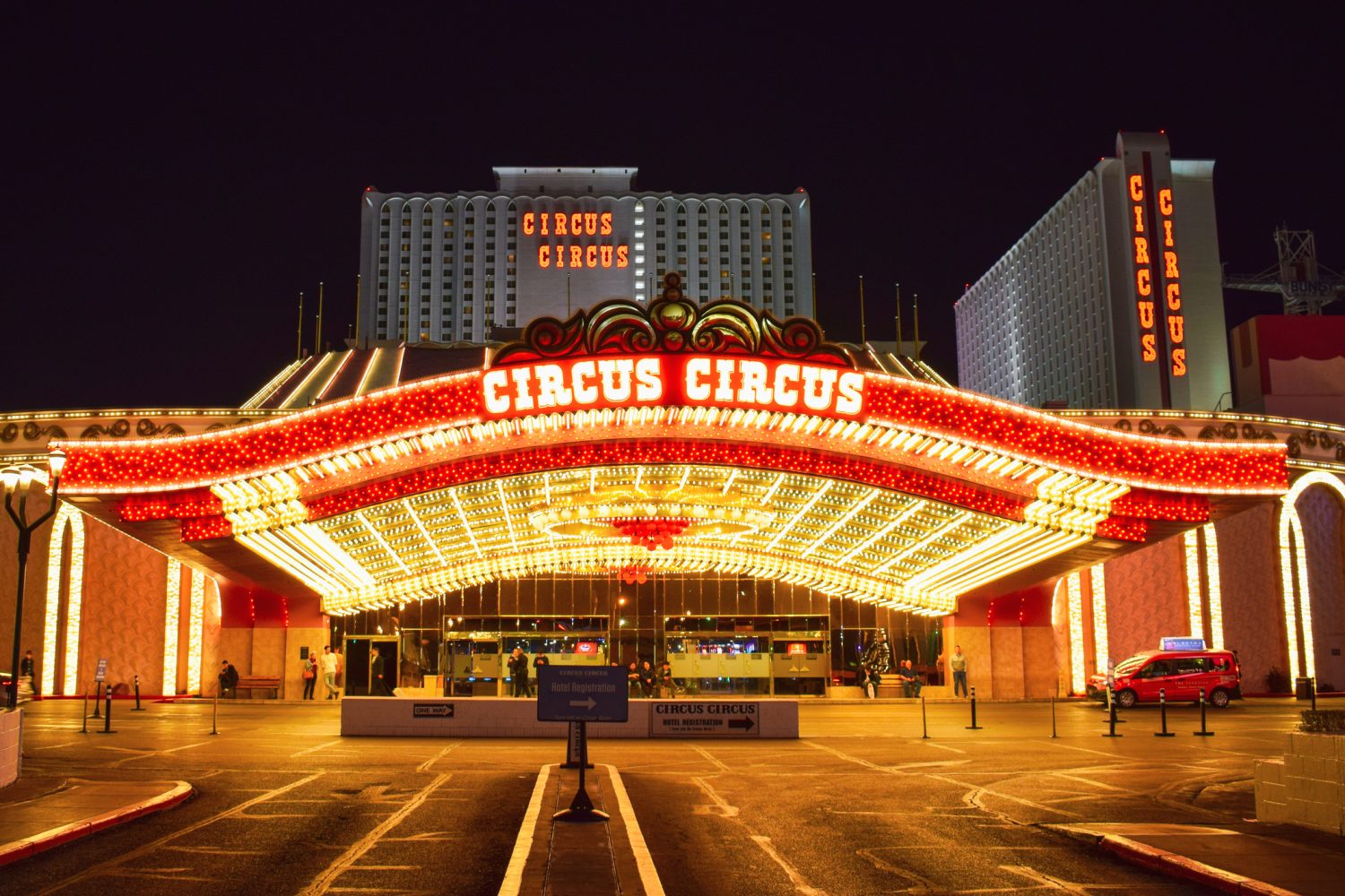 circus circus hotel casino theme park mgm