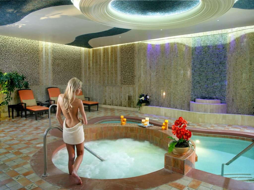 South Point Las Vegas Hotel - Spa Room